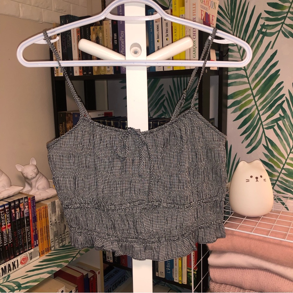 Shinestar | Ruched Cropped Cami | Black & White